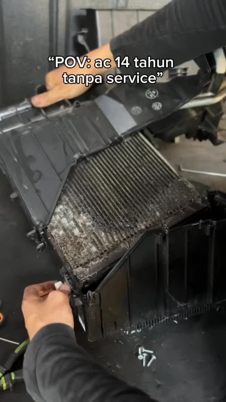 Instagram post from gunaac.bjb. This post is in position 1.