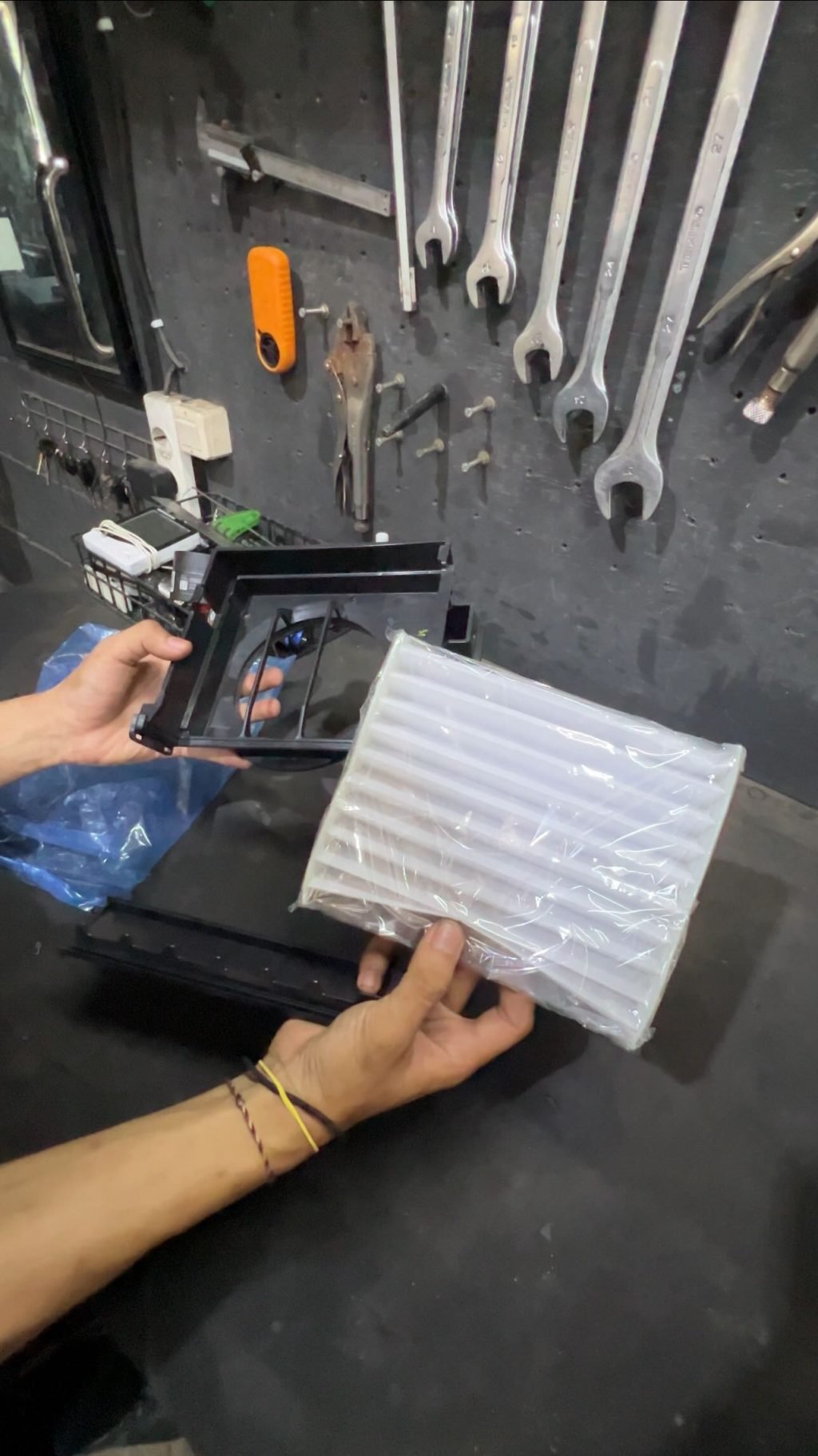 Instagram post from gunaac.bjb. This post is in position 0.